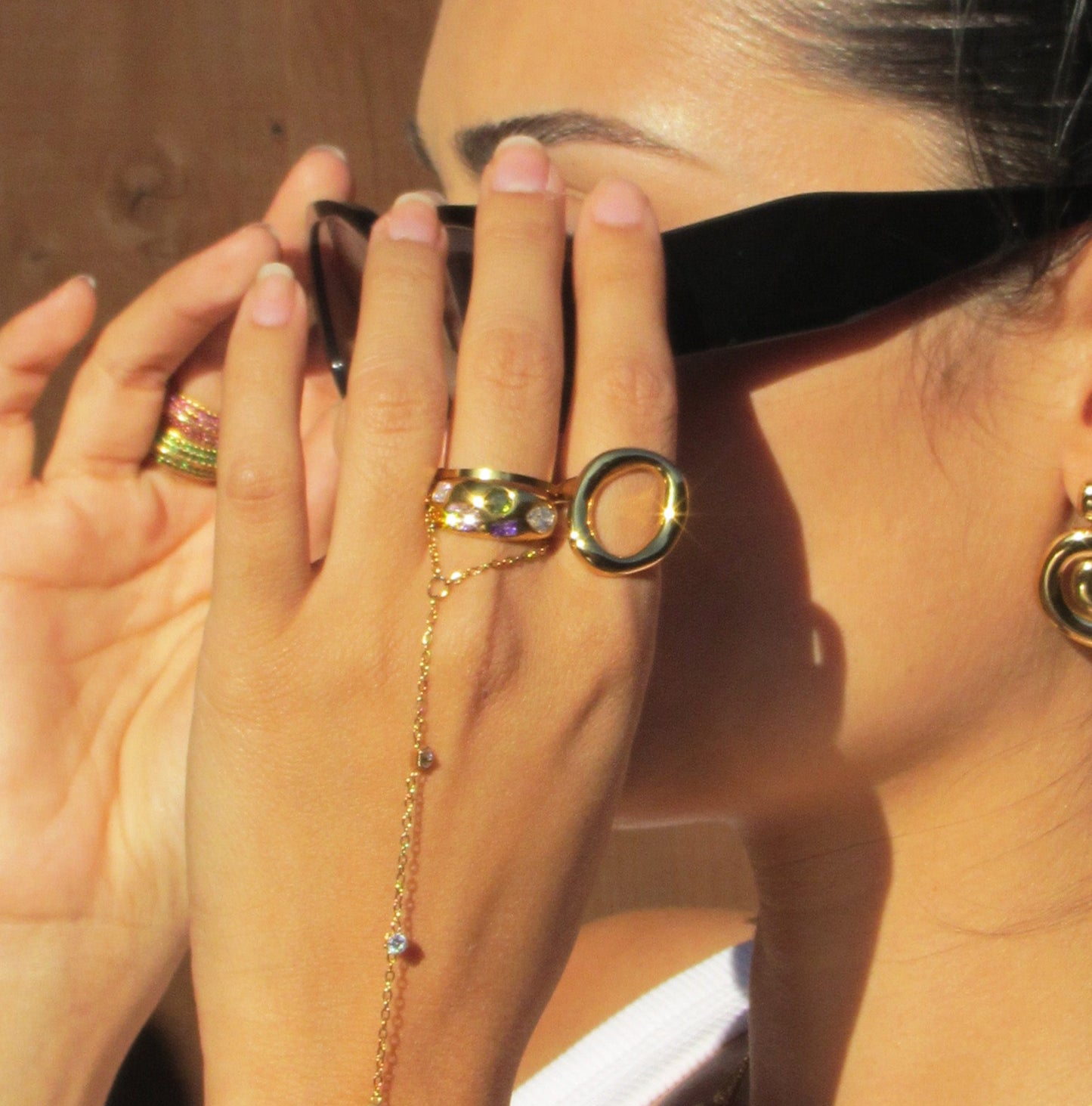 Hollow ring